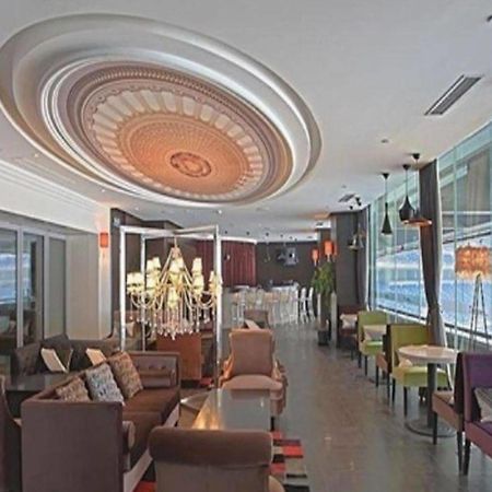 A Hotel Тиендзин Екстериор снимка